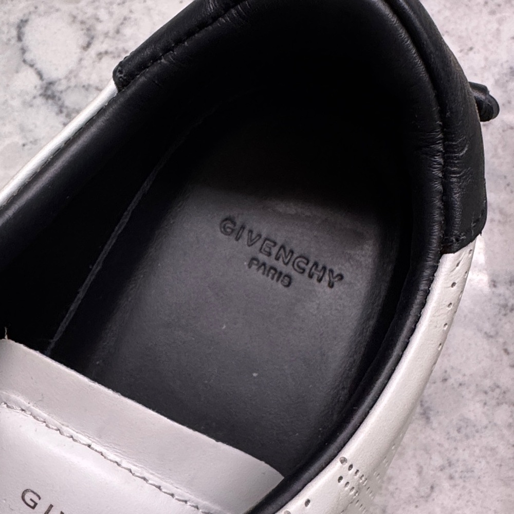 Givenchy Women’s Perforated Urban Street CLassic Calf Leather White SZ 7 🔥🔥🔥 - Picture 8 of 12